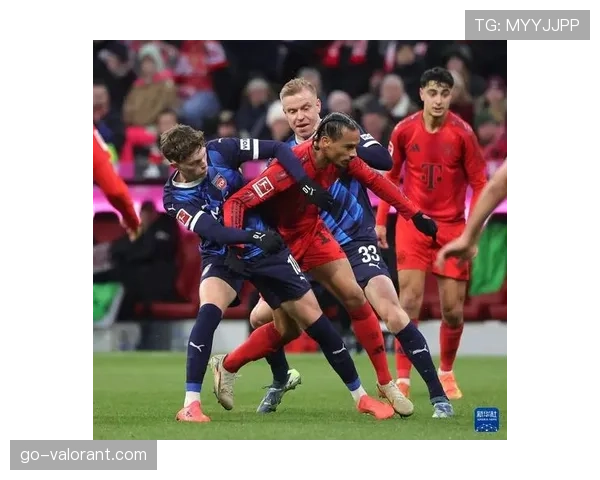 战术复盘:拜仁高位压迫失效,曼城后场出球体系破解德甲霸主